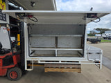 #210 extra cab steel Tray - Hilux