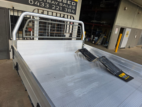#135 single cab Alloy Tray - Hilux n80