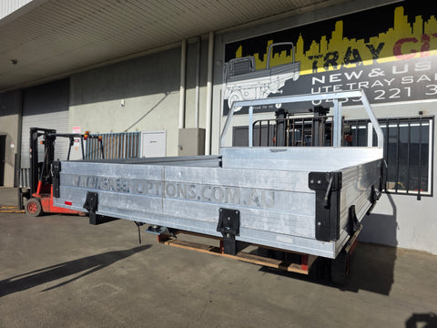 #193 extra cab alloy Tray - Hilux