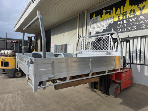 #185 Extra cab alloy Tray - Navara