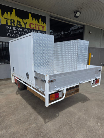 #210 extra cab steel Tray - Hilux